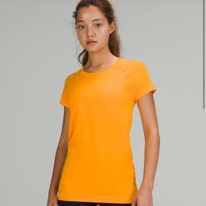 NWT Lululemon Swiftly Tech Short Sleeve Shirt 2.0